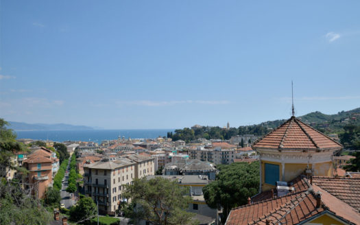 Appartamento con terrazzo a S. Margherita
