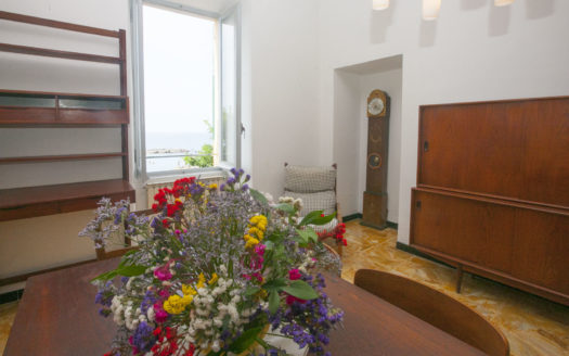 Il Tuo appartamento “nel” mare!