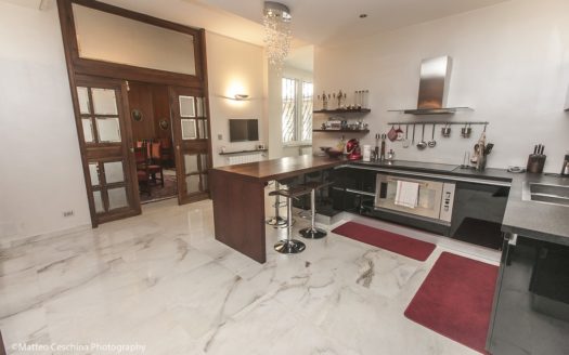 Genova Castelletto, appartamento in Villa