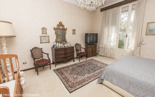 Genova Castelletto, appartamento in Villa