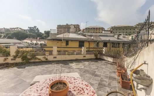 Genova Castelletto, appartamento in Villa