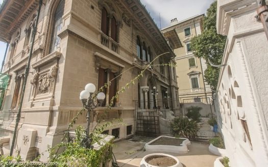 Genova Castelletto, appartamento in Villa