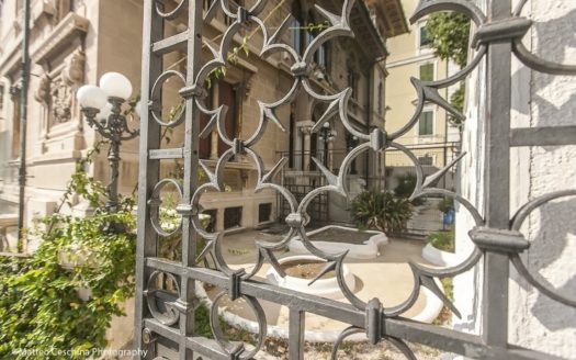 Genova Castelletto, appartamento in Villa