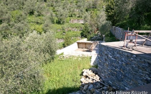 Villa con piscina e giardini vista golfo