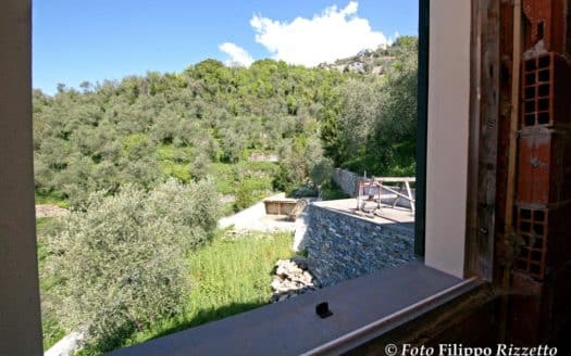 Villa con piscina e giardini vista golfo