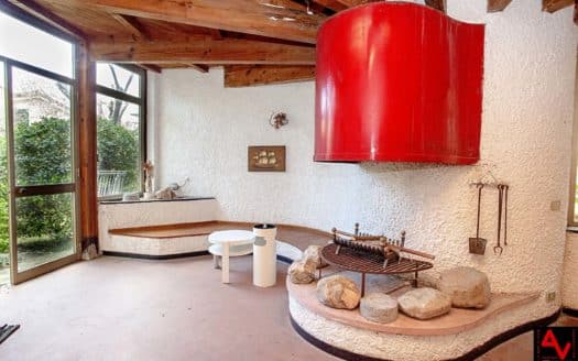 Villa in contesto Privato