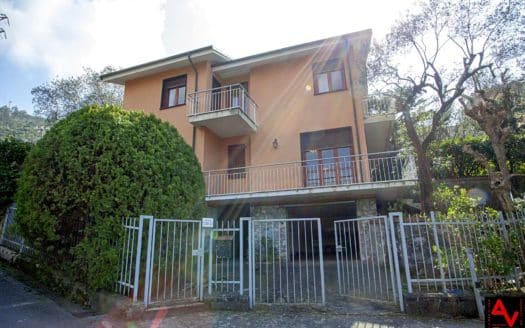 Villa in contesto Privato
