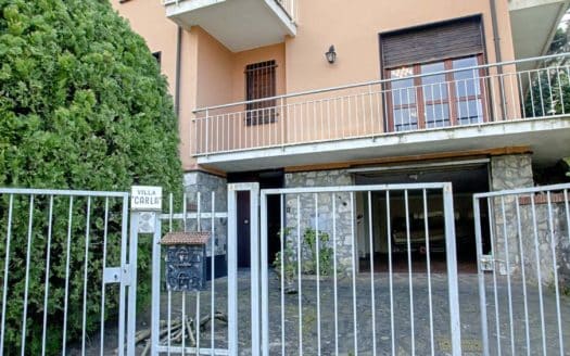 Villa in contesto Privato