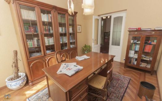 Gioiello in Corso Firenze