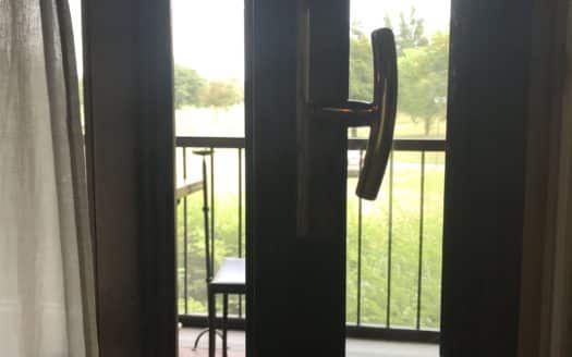 Appartamento di pregio e box.