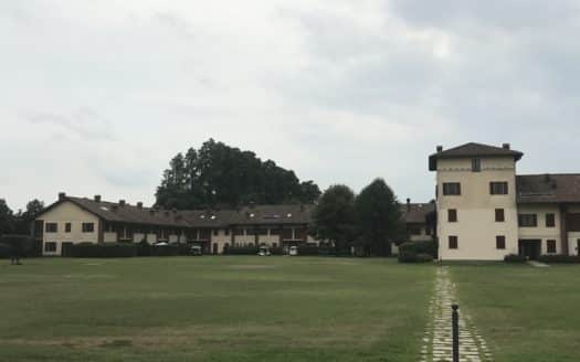 Appartamento di pregio e box.