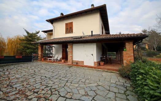 Appartamento in Villa con giardino esclusivo. Colline del Gavi