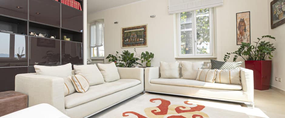 A Genova Pegli, suggestioni da Costa Azzurra per l’appartamento nella Villa Liberty in collina