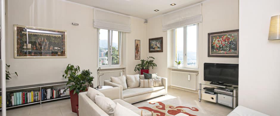 A Genova Pegli, suggestioni da Costa Azzurra per l’appartamento nella Villa Liberty in collina