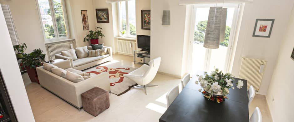 A Genova Pegli, suggestioni da Costa Azzurra per l’appartamento nella Villa Liberty in collina
