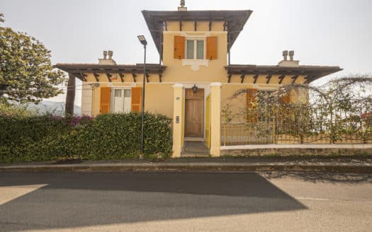 A Genova Pegli, suggestioni da Costa Azzurra per l’appartamento nella Villa Liberty in collina
