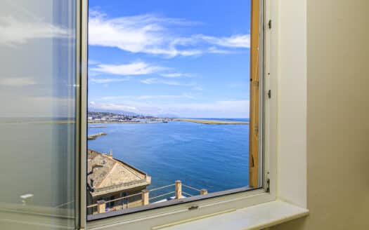 Il Paradiso sopra il Mare: Esclusivo Appartamento di Lusso in Villa Liberty a Genova Pegli